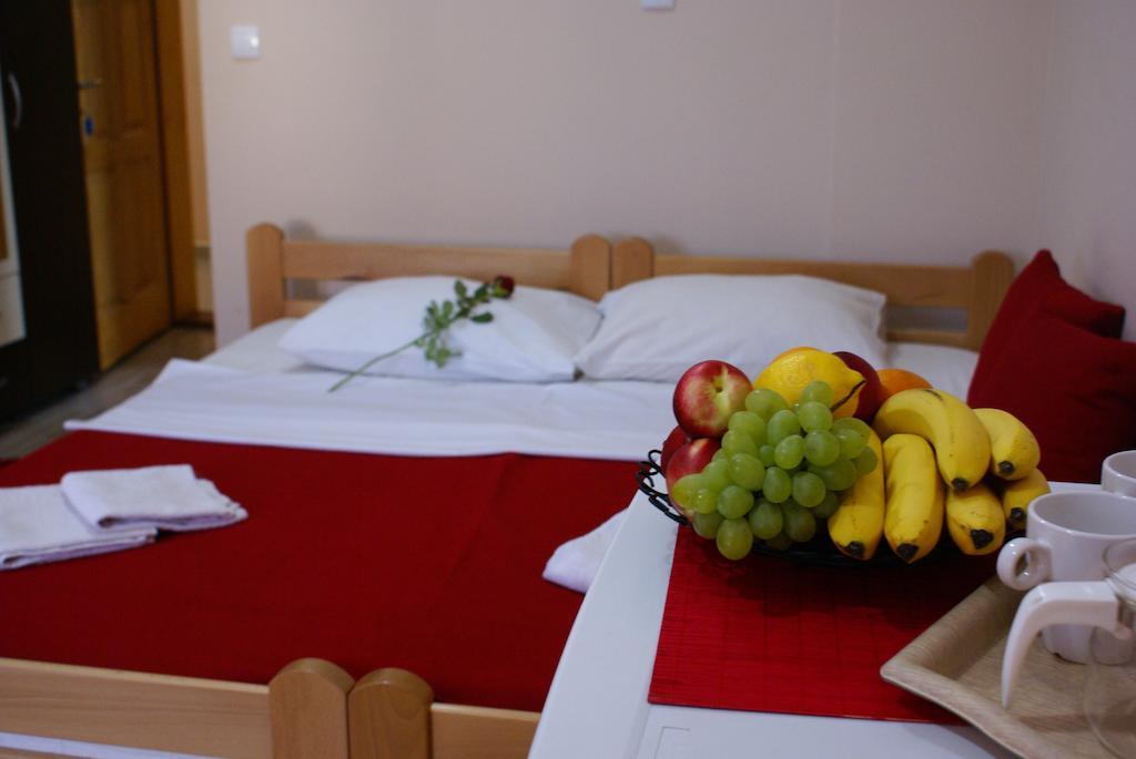 Guest House Villa Mir Kragujevac Quarto foto